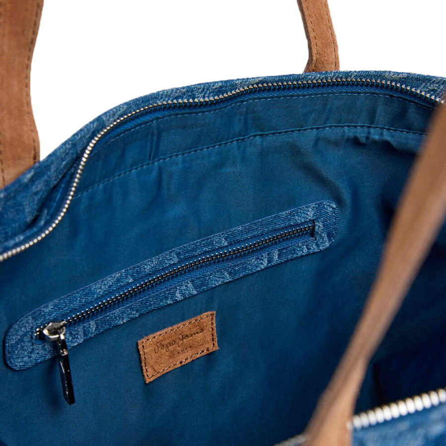 sac-fourre-tout-en-jean-avec-logo sac-fourre-tout-en-jean-avec-logo