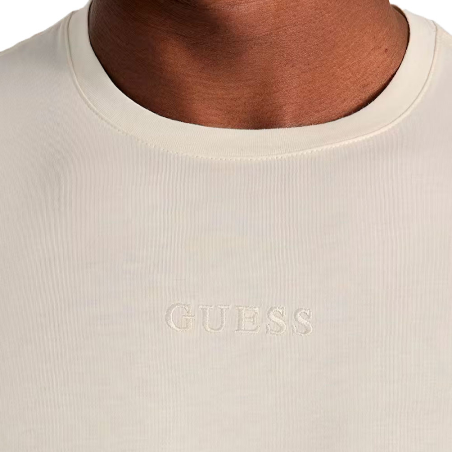 t-shirt-avec-logo-brode t-shirt-avec-logo-brode