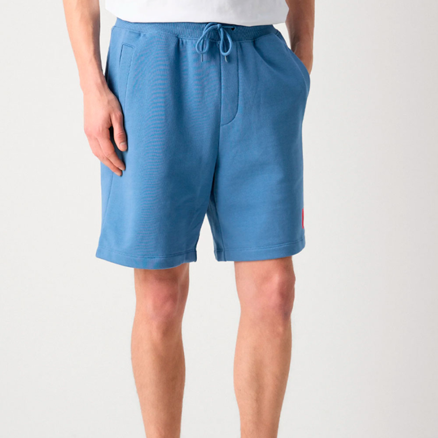 shorts-com-etiqueta-de-logotipo-vermelho shorts-com-etiqueta-de-logotipo-vermelho