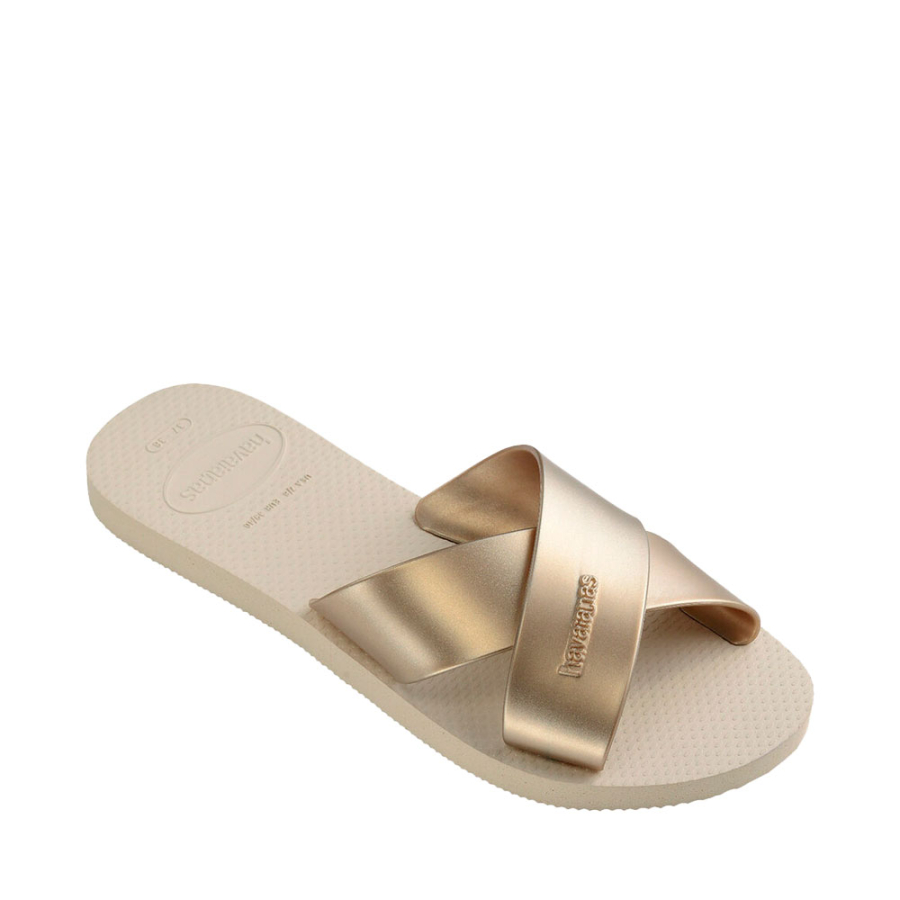 aqua-metallic-flip-flops aqua-metallic-flip-flops