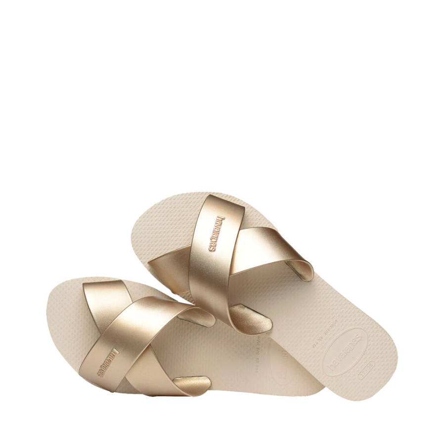 aqua-metallic-flip-flops aqua-metallic-flip-flops