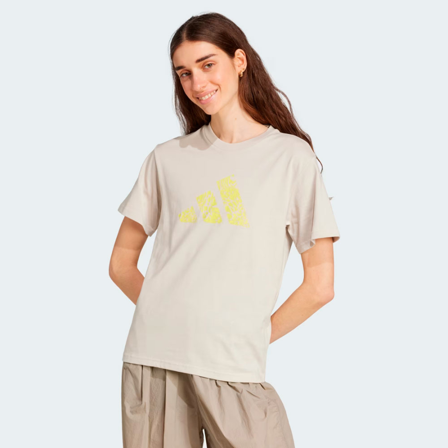 t-shirt-mit-camouflage-grafik t-shirt-mit-camouflage-grafik