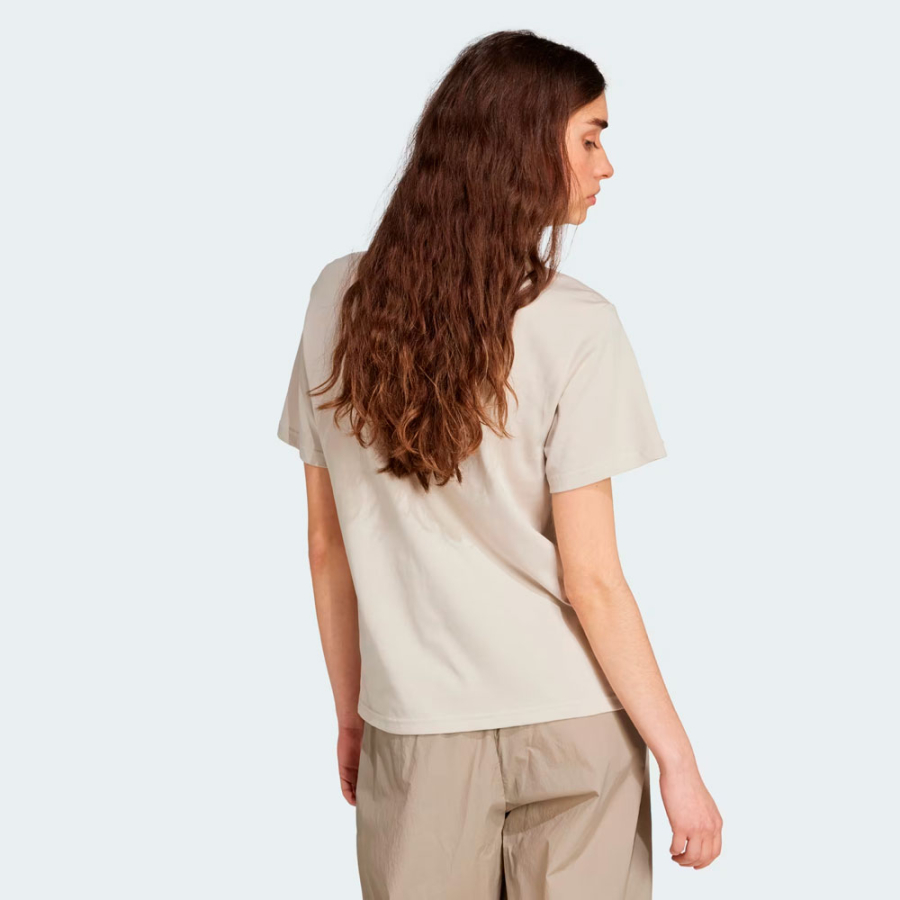 t-shirt-mit-camouflage-grafik t-shirt-mit-camouflage-grafik