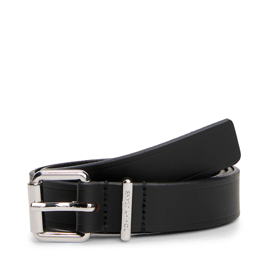 cinturon-de-piel-con-logo-en-bajo-relieve cinturon-de-piel-con-logo-en-bajo-relieve