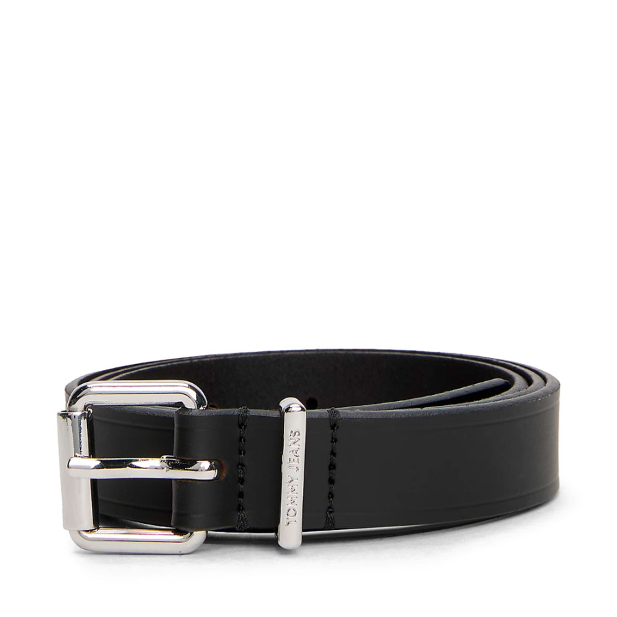 cinturon-de-piel-con-logo-en-bajo-relieve cinturon-de-piel-con-logo-en-bajo-relieve