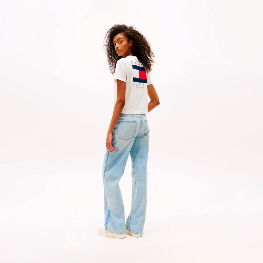 t-shirt-with-logo-on-the-back t-shirt-with-logo-on-the-back