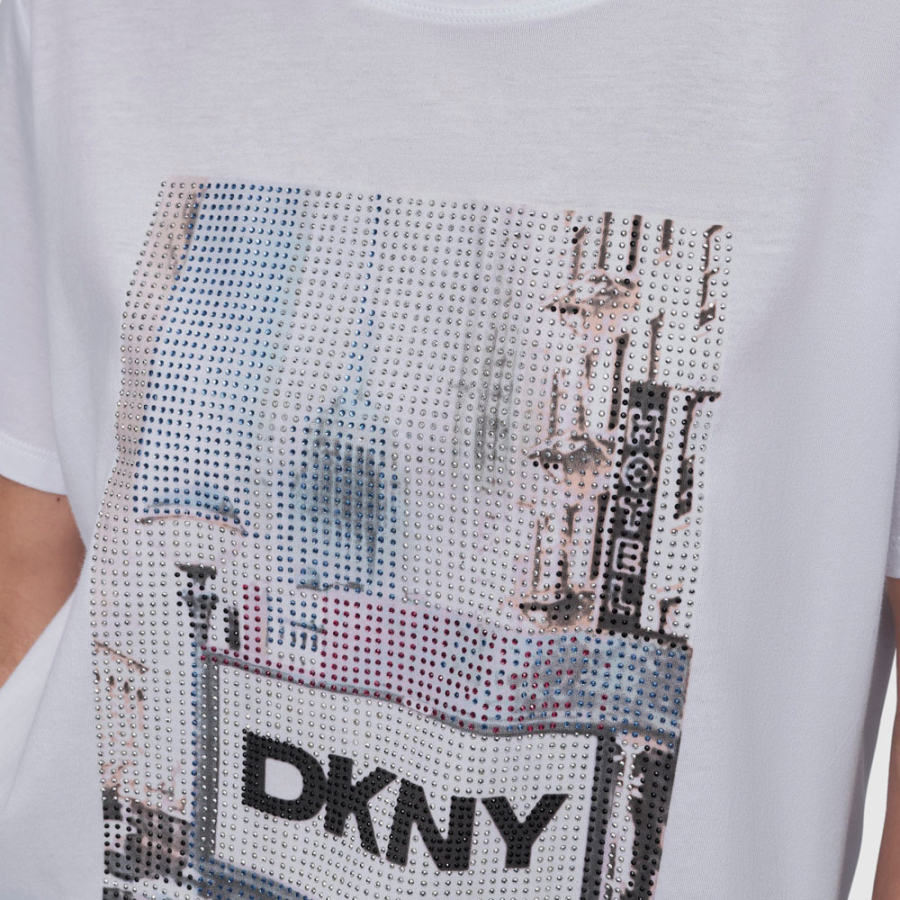 subway-rhinestone-photoreal-logo-t-shirt subway-rhinestone-photoreal-logo-t-shirt