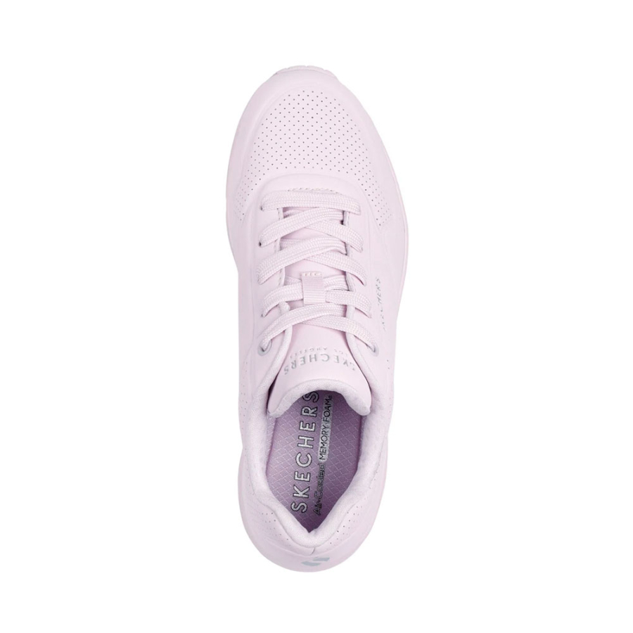 uno-stand-on-air-sneakers uno-stand-on-air-sneakers
