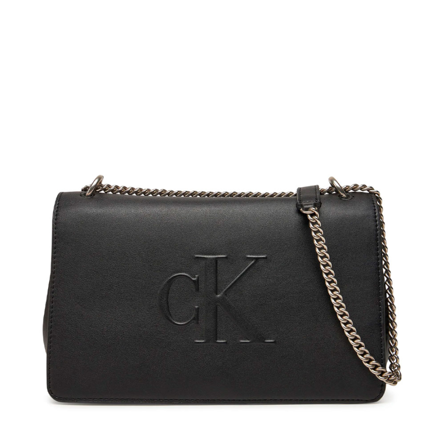 sculpted-flap-chain-bag sculpted-flap-chain-bag