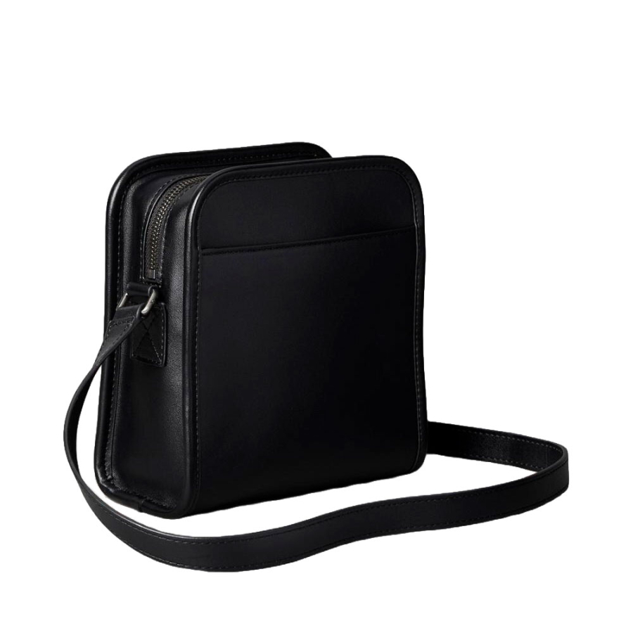 sculpted-impression-reporter-crossbody-bag sculpted-impression-reporter-crossbody-bag