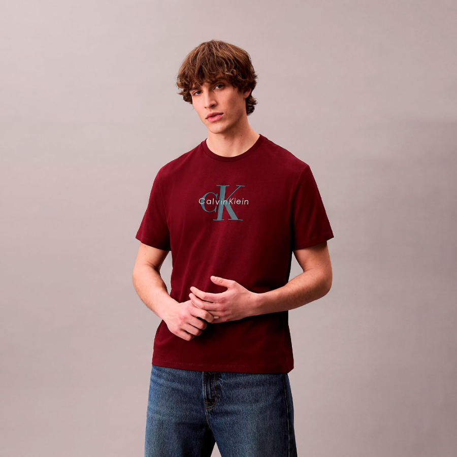 monogram-logo-t-shirt monogram-logo-t-shirt