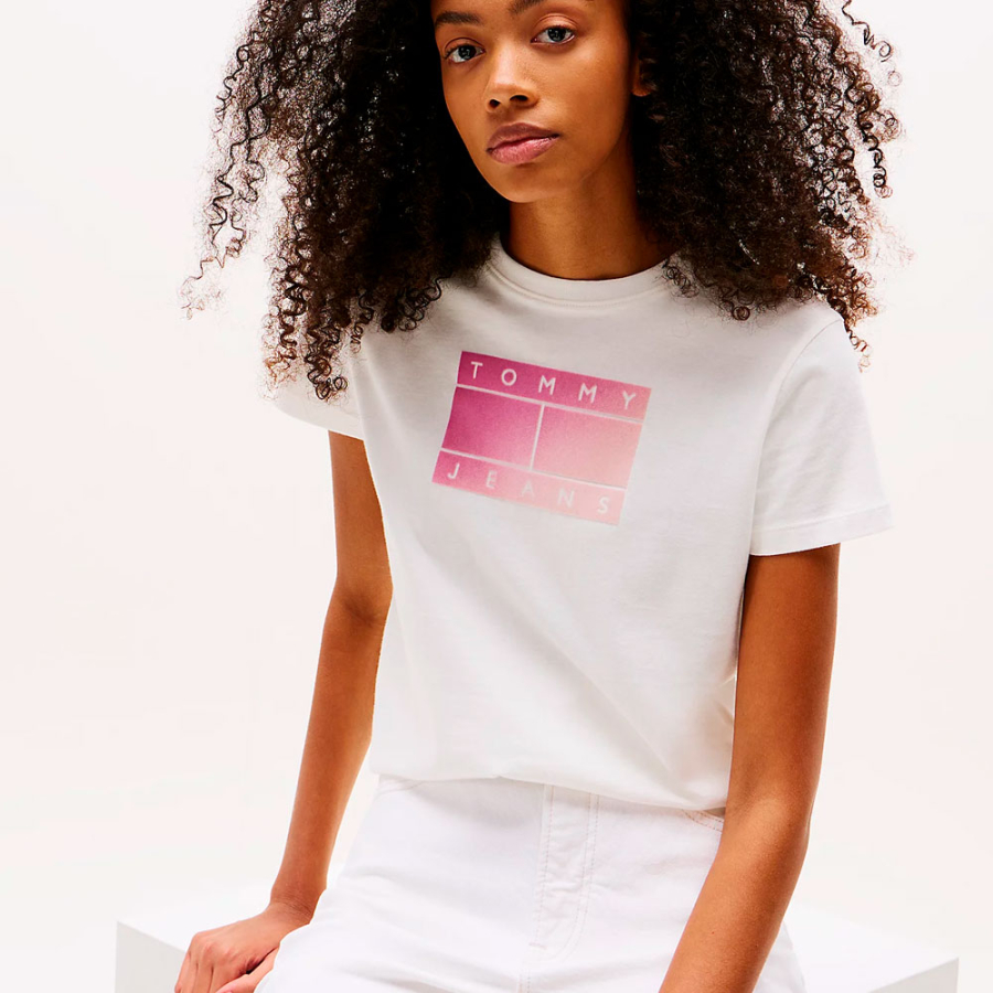 t-shirt-girocollo-con-logo-sfumato t-shirt-girocollo-con-logo-sfumato