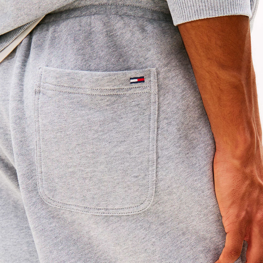 locker-sitzende-trainingsshorts locker-sitzende-trainingsshorts