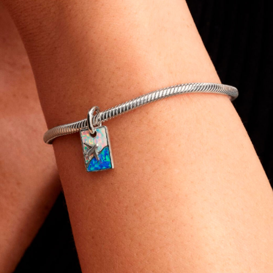 travel-pendant-charm-793913c01 travel-pendant-charm-793913c01