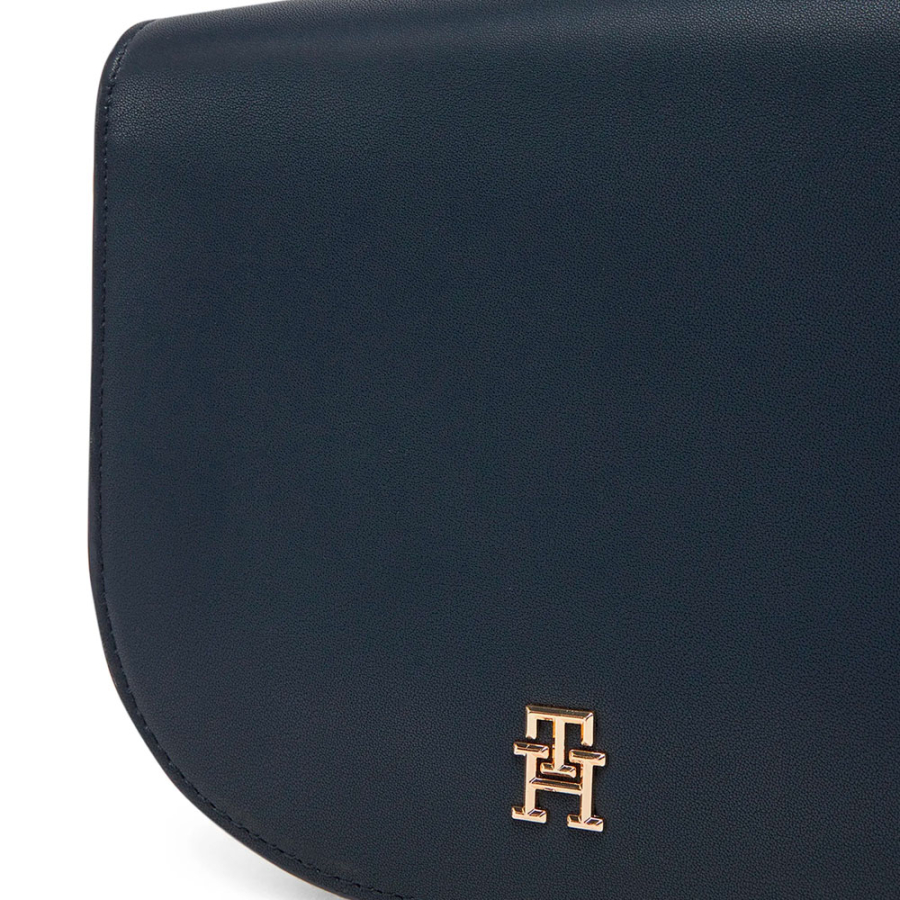 saddle-bag-messenger-bag-with-inscription saddle-bag-messenger-bag-with-inscription