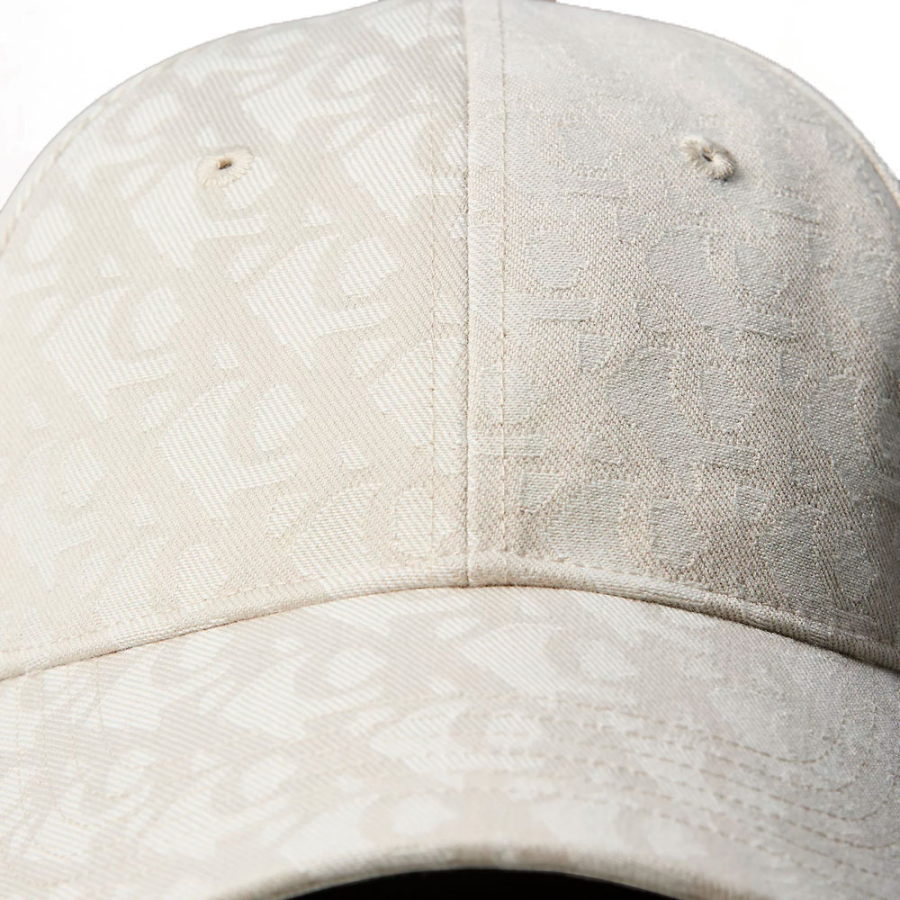 jacquard-cap-with-logo jacquard-cap-with-logo