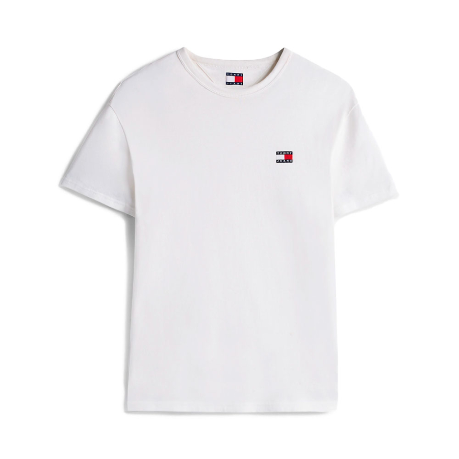 t-shirt-mit-tonalem-markenpatch t-shirt-mit-tonalem-markenpatch
