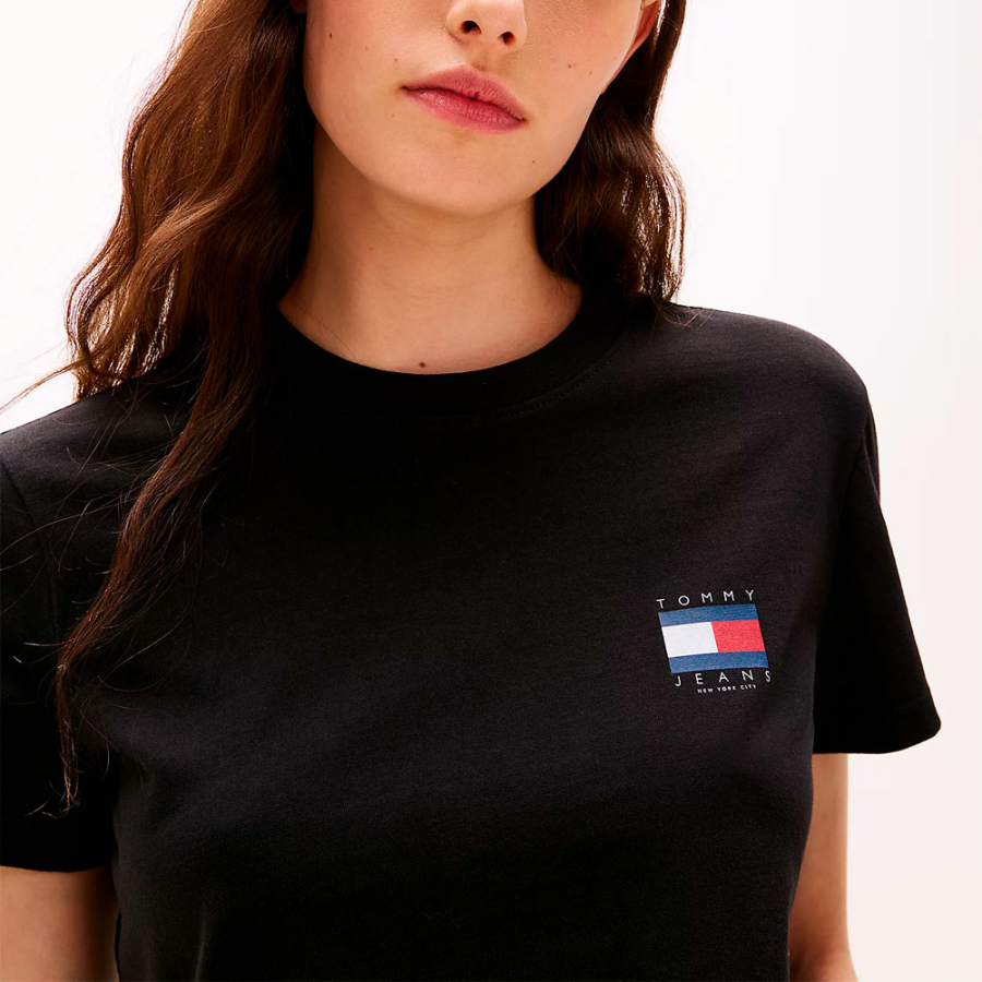 t-shirt-with-logo-on-the-back t-shirt-with-logo-on-the-back