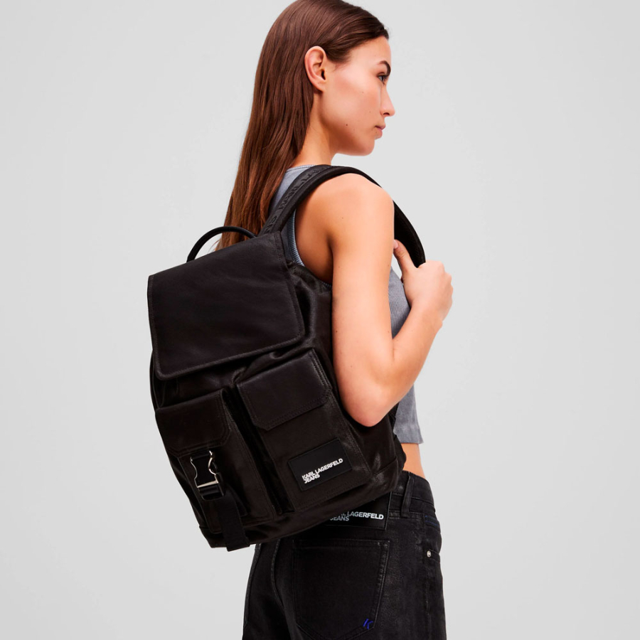 sac-a-dos-utilitaire-en-denim-enduit sac-a-dos-utilitaire-en-denim-enduit