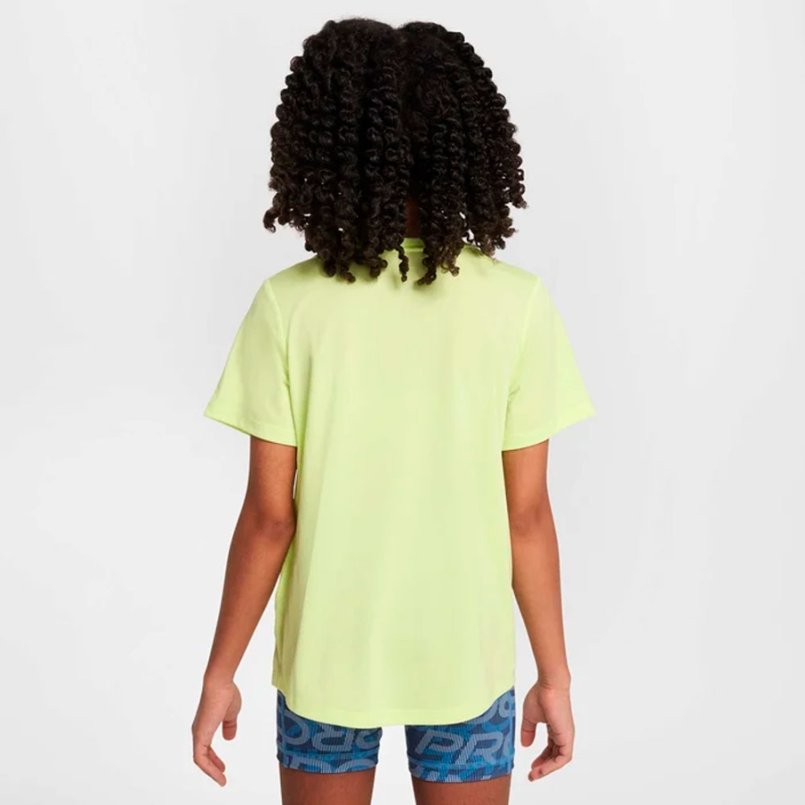ein-madchen-dri-fit-kurzarm-t-shirt ein-madchen-dri-fit-kurzarm-t-shirt
