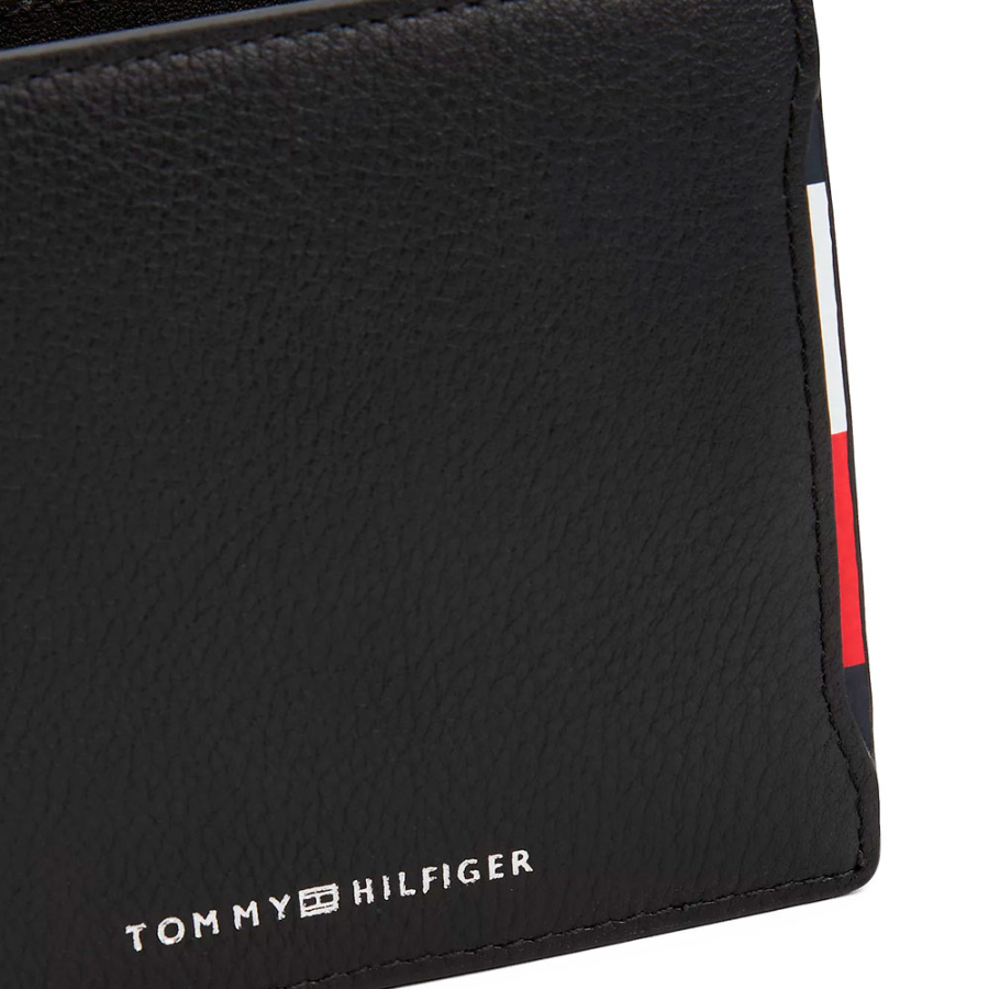 cartera-plegable-de-piel-con-logo cartera-plegable-de-piel-con-logo