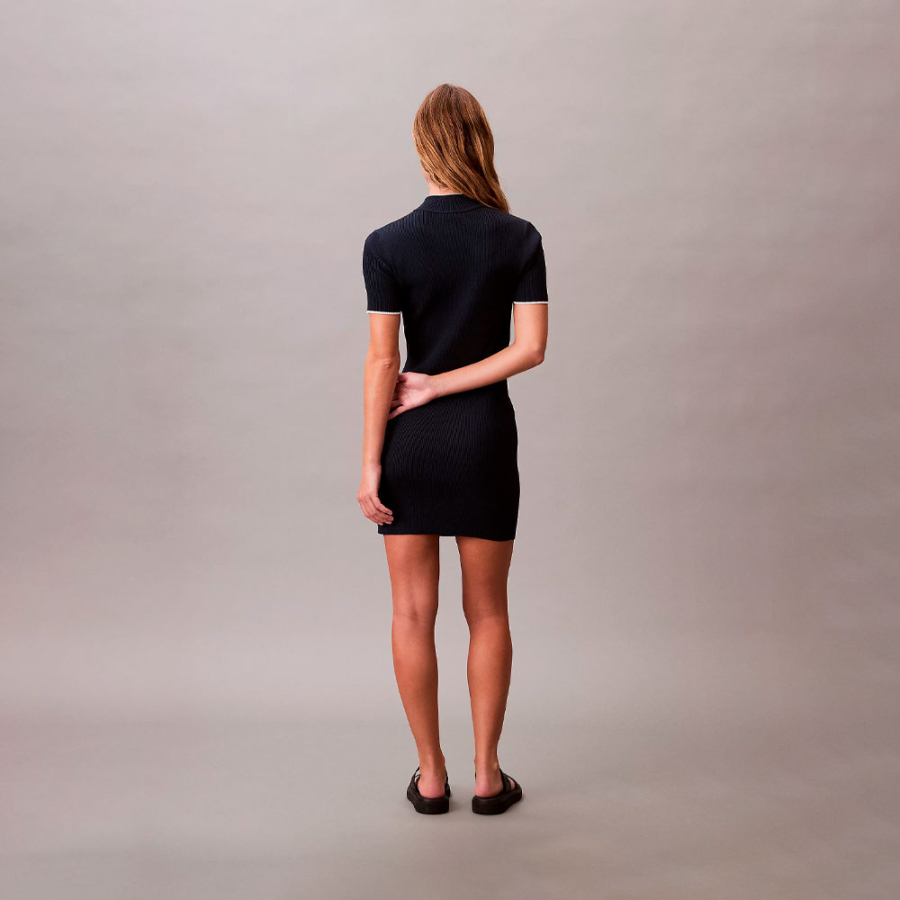 vestido-curto-e-justo-com-ziper