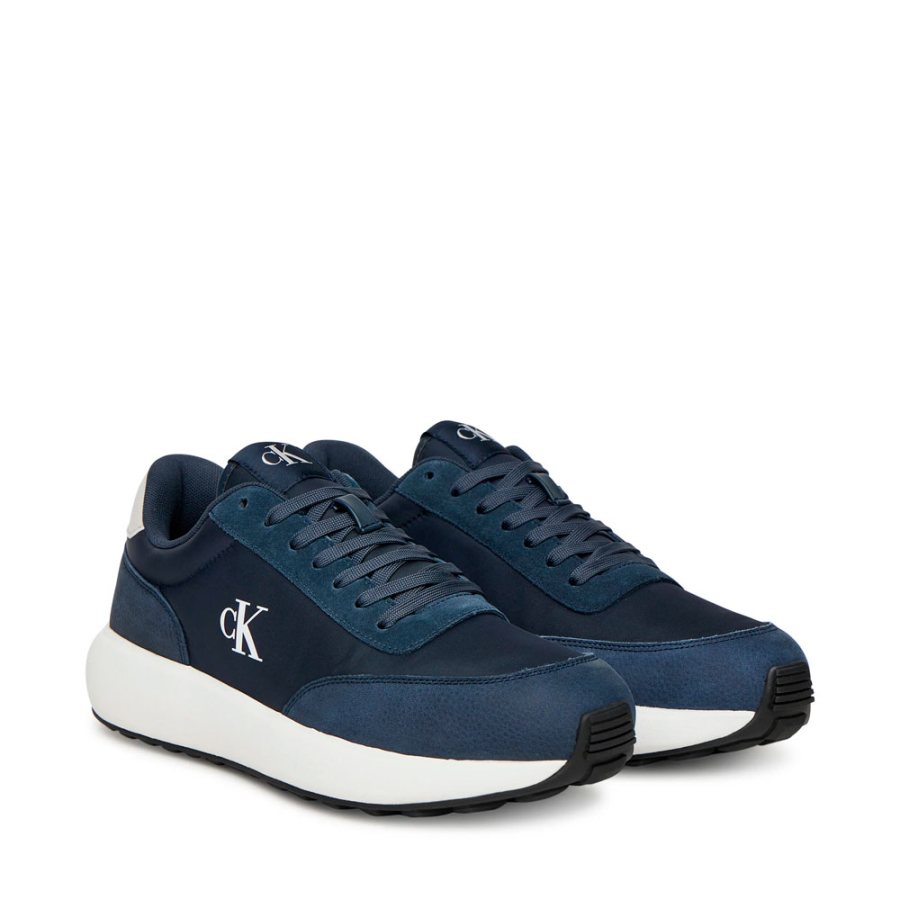 athleisure-runner-laceup-shoes athleisure-runner-laceup-shoes