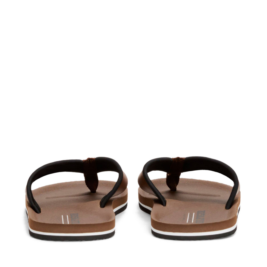 chanclas-con-tiras-acolchadas-e-inscripcion chanclas-con-tiras-acolchadas-e-inscripcion