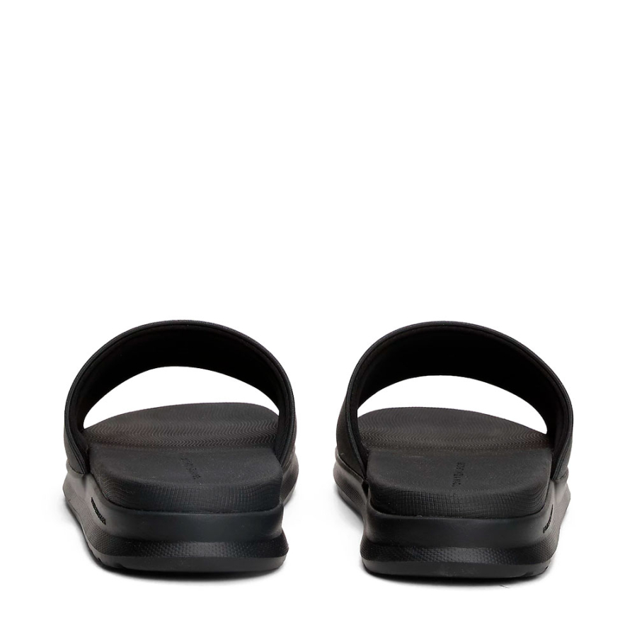 flip-flops-with-textured-logo flip-flops-with-textured-logo