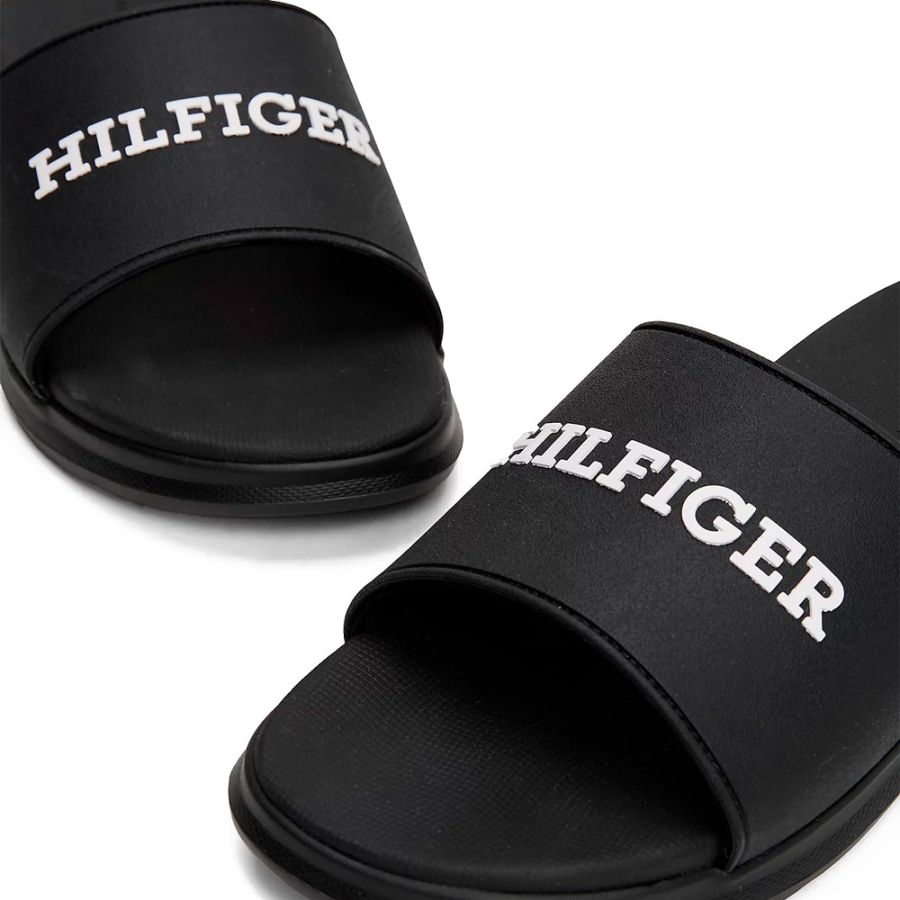 flip-flops-mit-strukturiertem-logo