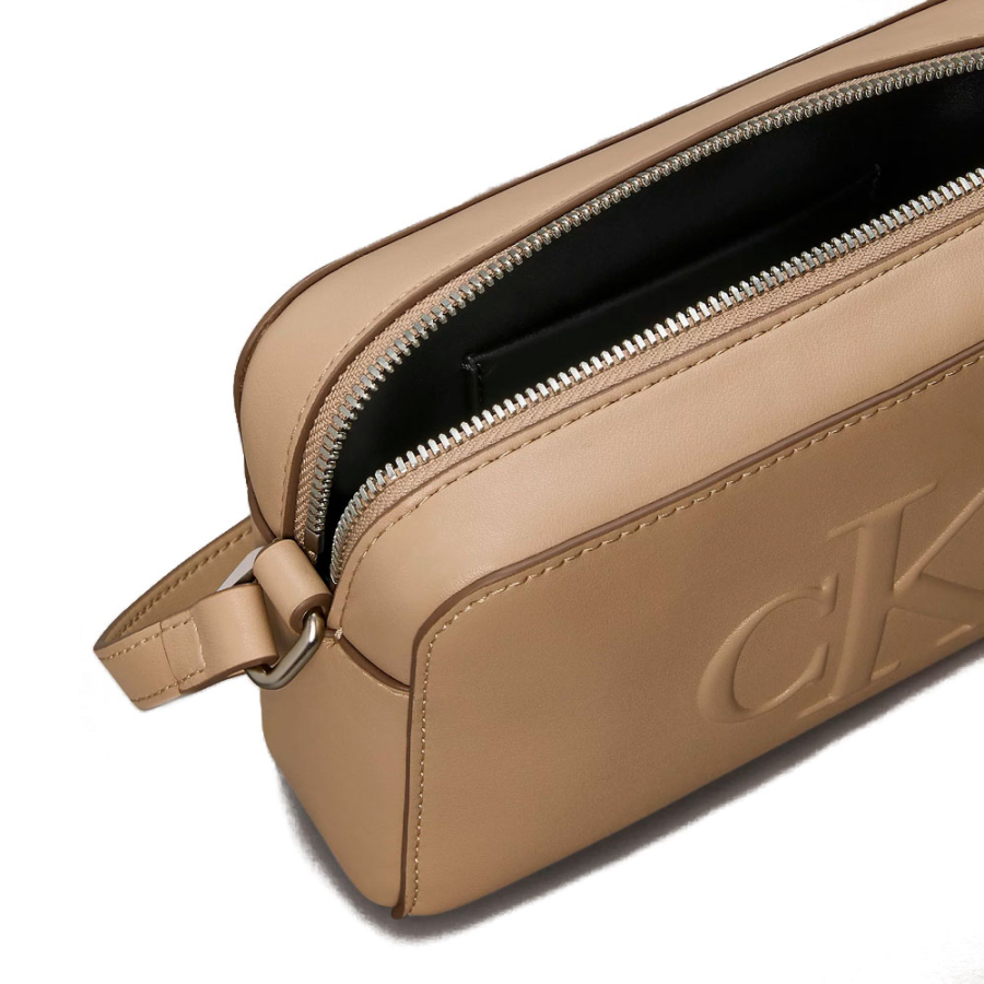 sac-a-bandouliere-pour-appareil-photo-sculpte sac-a-bandouliere-pour-appareil-photo-sculpte