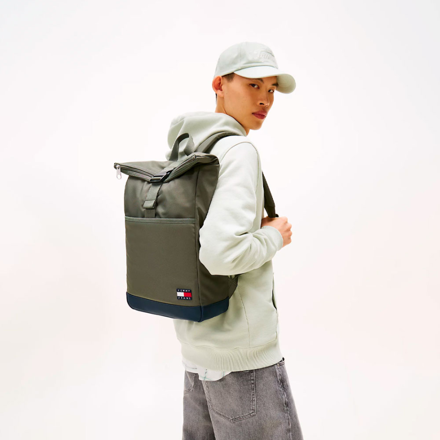 mochila-essential-enrollable mochila-essential-enrollable