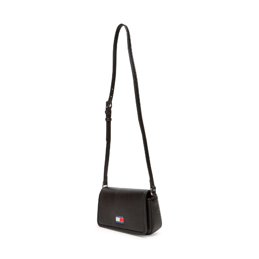 bolsa-de-ombro-com-abas-cruzadas bolsa-de-ombro-com-abas-cruzadas
