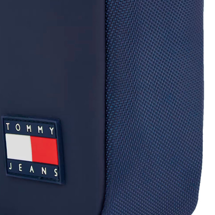 bolsa-mensageiro-reporter-com-alca-de-ombro-e-logotipo bolsa-mensageiro-reporter-com-alca-de-ombro-e-logotipo