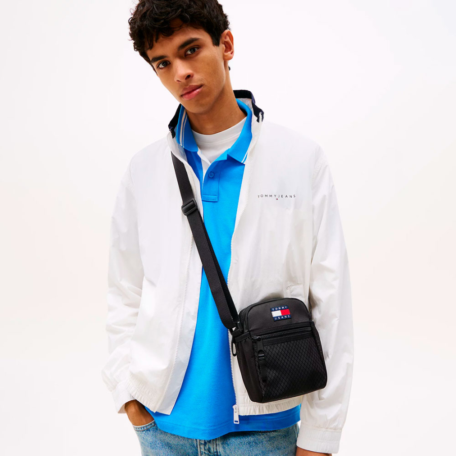 borsa-reporter-con-tracolla-e-logo borsa-reporter-con-tracolla-e-logo