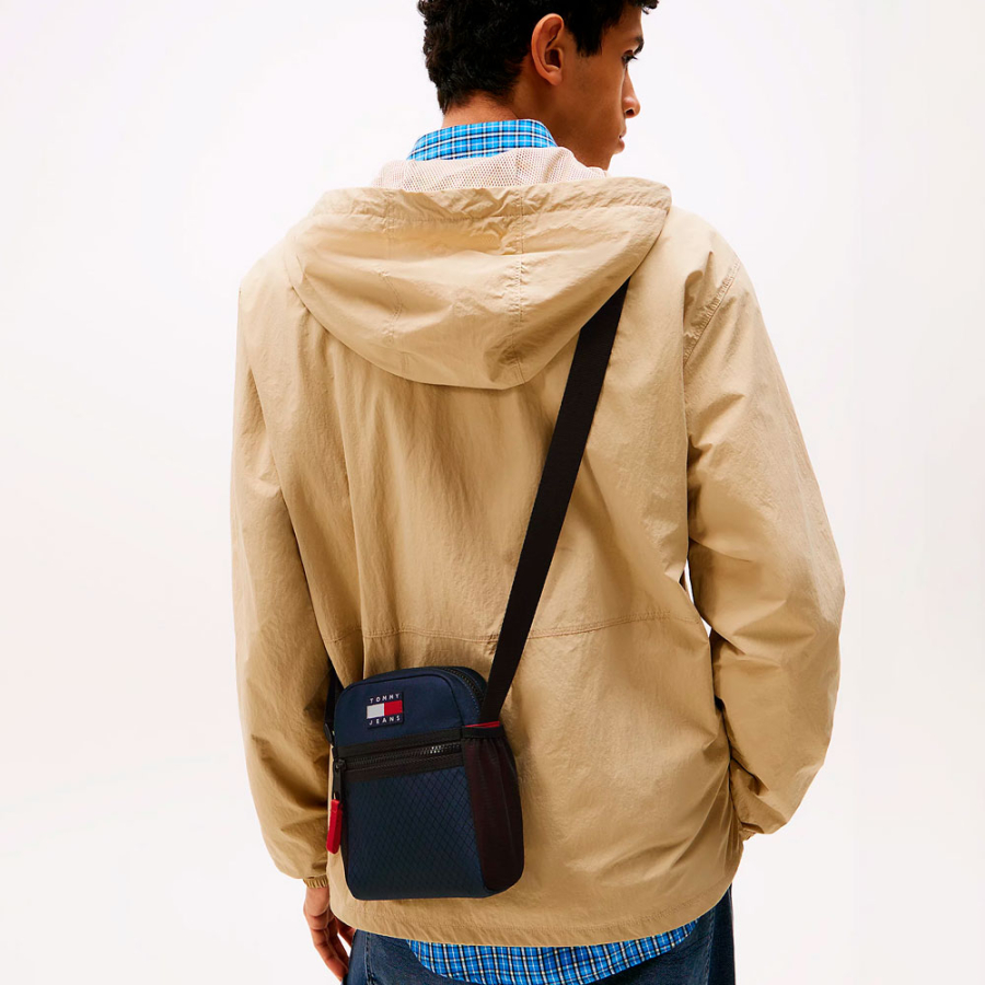 reporter-bag-with-shoulder-strap-and-logo reporter-bag-with-shoulder-strap-and-logo
