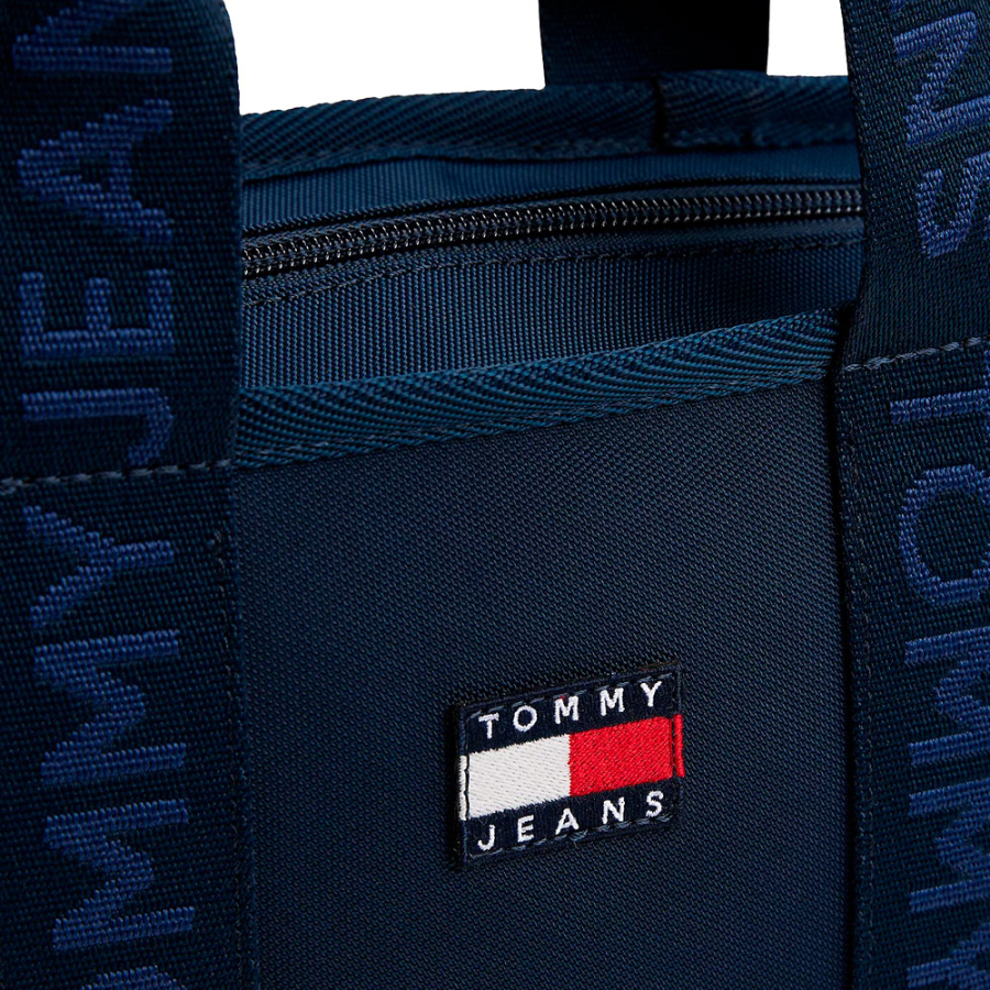 bolso-tote-essential-con-inscripcion bolso-tote-essential-con-inscripcion