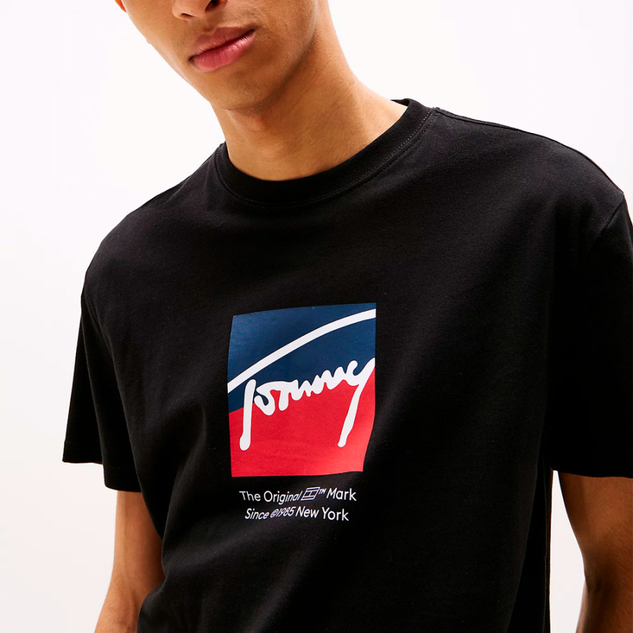 t-shirt-mit-markantem-logo t-shirt-mit-markantem-logo