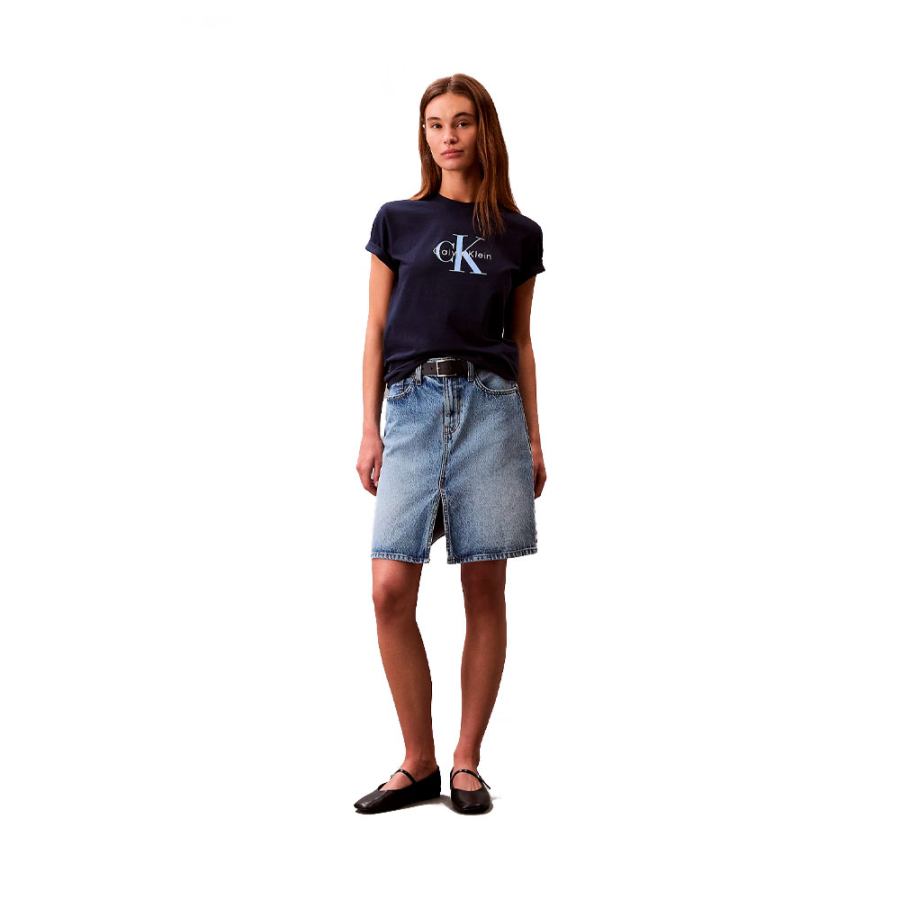 t-shirt-mit-monogramm-logo t-shirt-mit-monogramm-logo