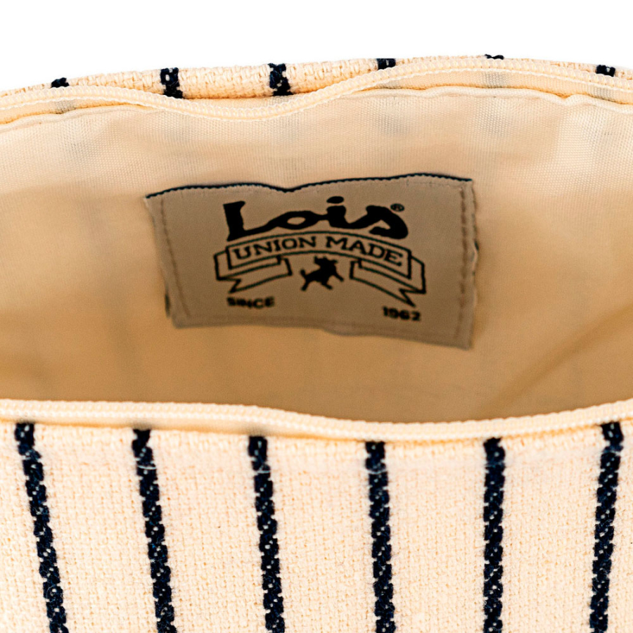 trousse-de-toilette-avec-poignee