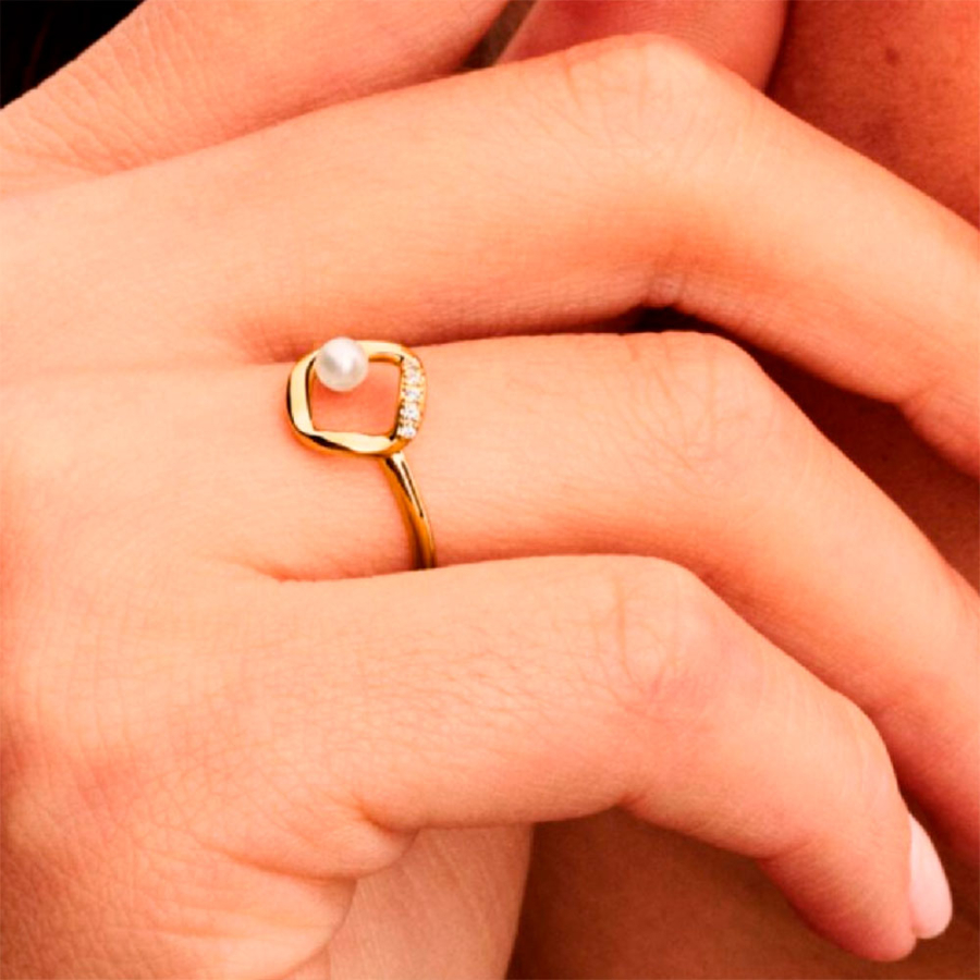 circle-ring-in-organic-pave-shape-163831c01