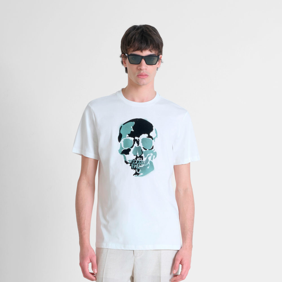 camiseta-de-ajuste-regular-con-estampado-de-goma camiseta-de-ajuste-regular-con-estampado-de-goma