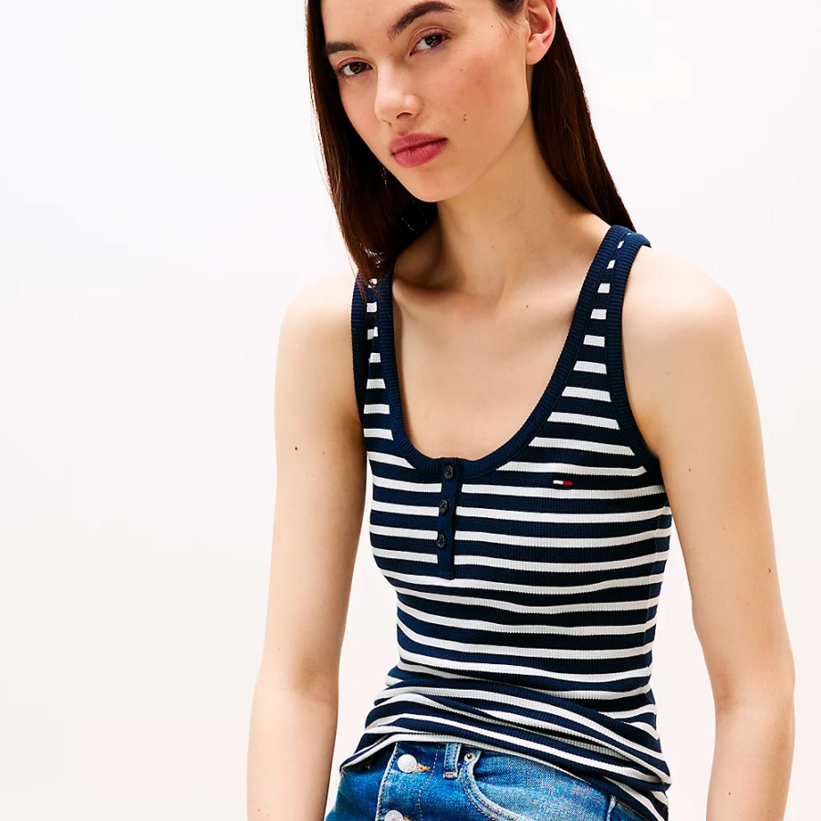 camiseta-slim-sin-mangas-de-cuello-henley camiseta-slim-sin-mangas-de-cuello-henley