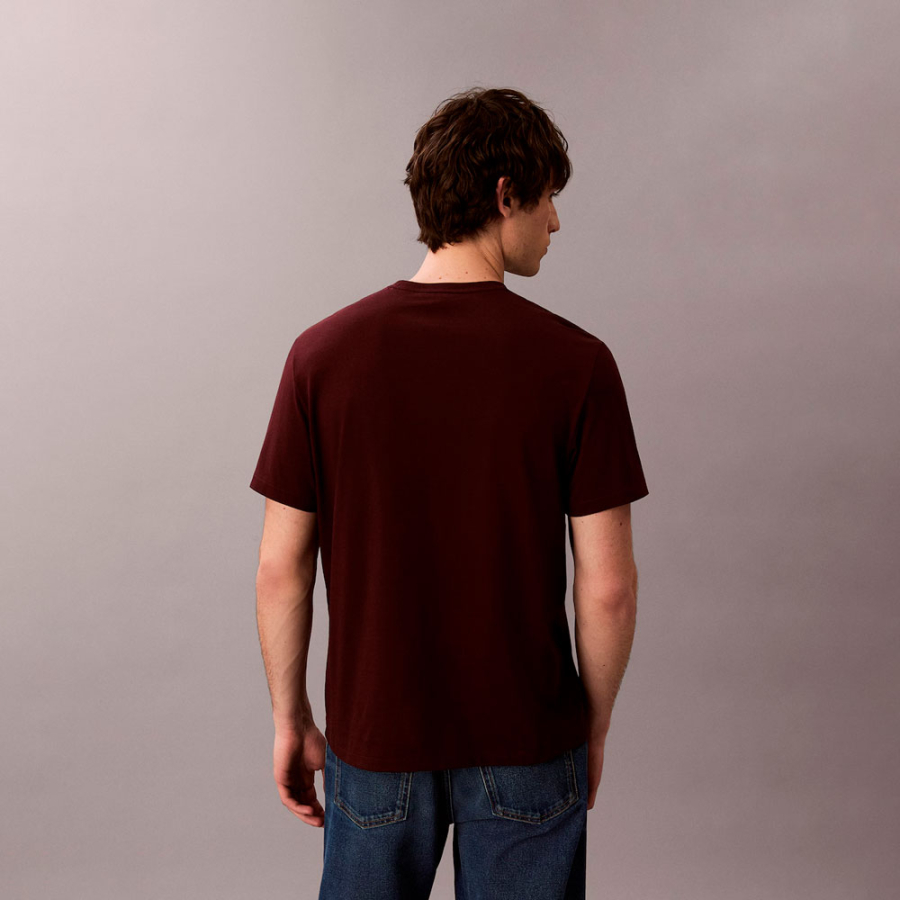 locker-sitzendes-t-shirt-mit-gesticktem-monogramm-logo