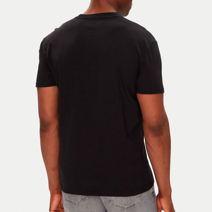 t-shirt-avec-logo