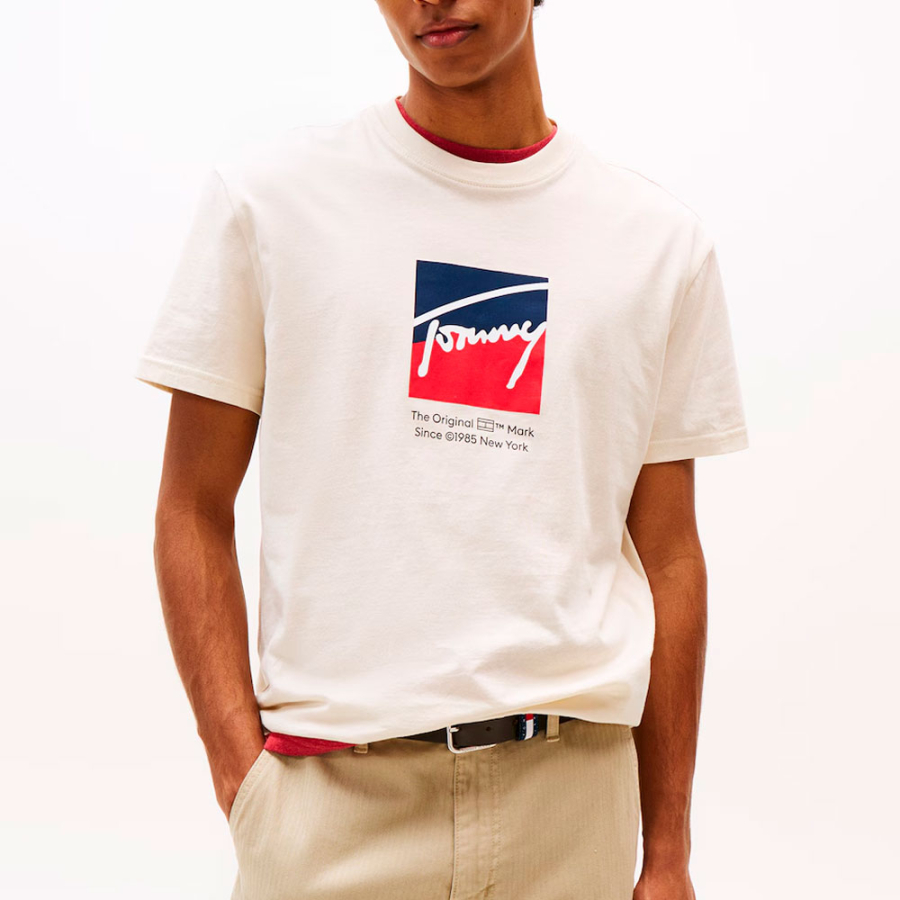 camiseta-com-logotipo-diferenciado camiseta-com-logotipo-diferenciado