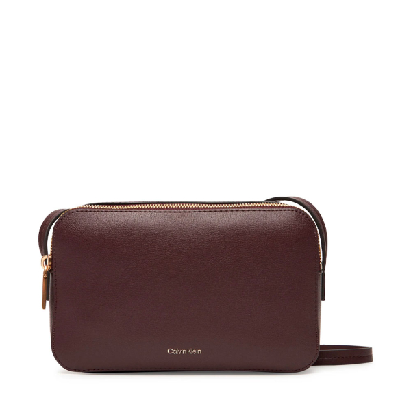 Calvin Klein SAC APPAREIL PHOTO ALLONG AVEC LOGO EN ALUMINIUM SAC BANDOULIRE - U Bordeaux- Ref 70 €