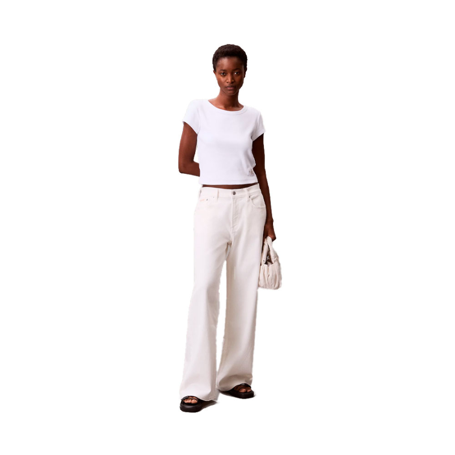 slim-fit-t-shirt-aus-gerippter-baumwolle-mit-aufnaher slim-fit-t-shirt-aus-gerippter-baumwolle-mit-aufnaher