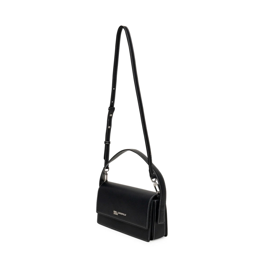 henkeltasche-mit-metalllogo
