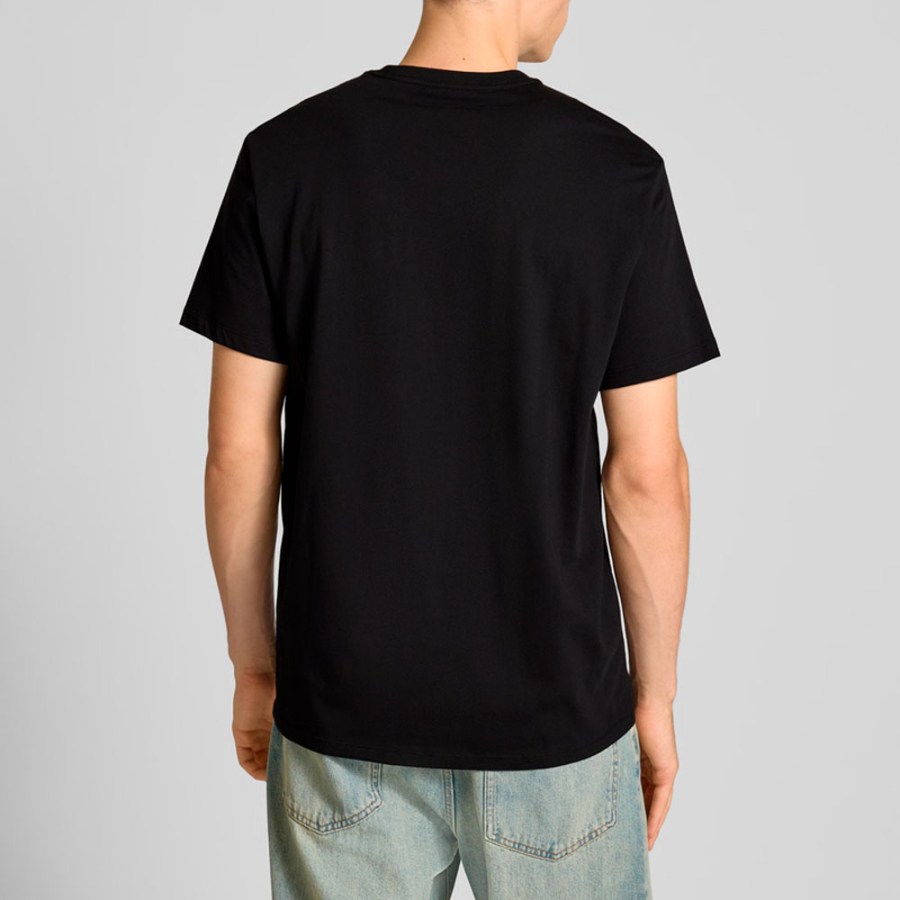 klassisches-t-shirt-mit-mittelmonogramm klassisches-t-shirt-mit-mittelmonogramm